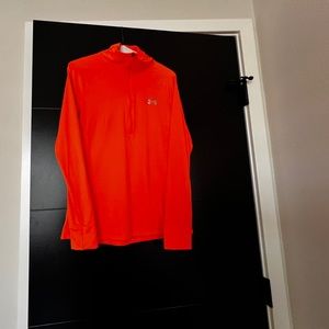 Women’s Under Armour Semi Fitted Top